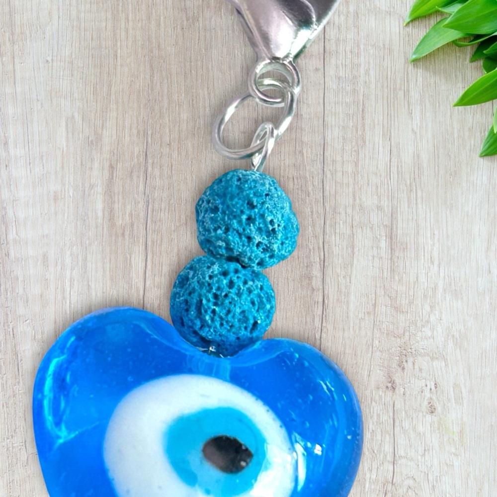 Hand Crafted Purse Pet Charm Lava Blue Heart Evil Eye Silver Diffuser - Picture 3 of 5